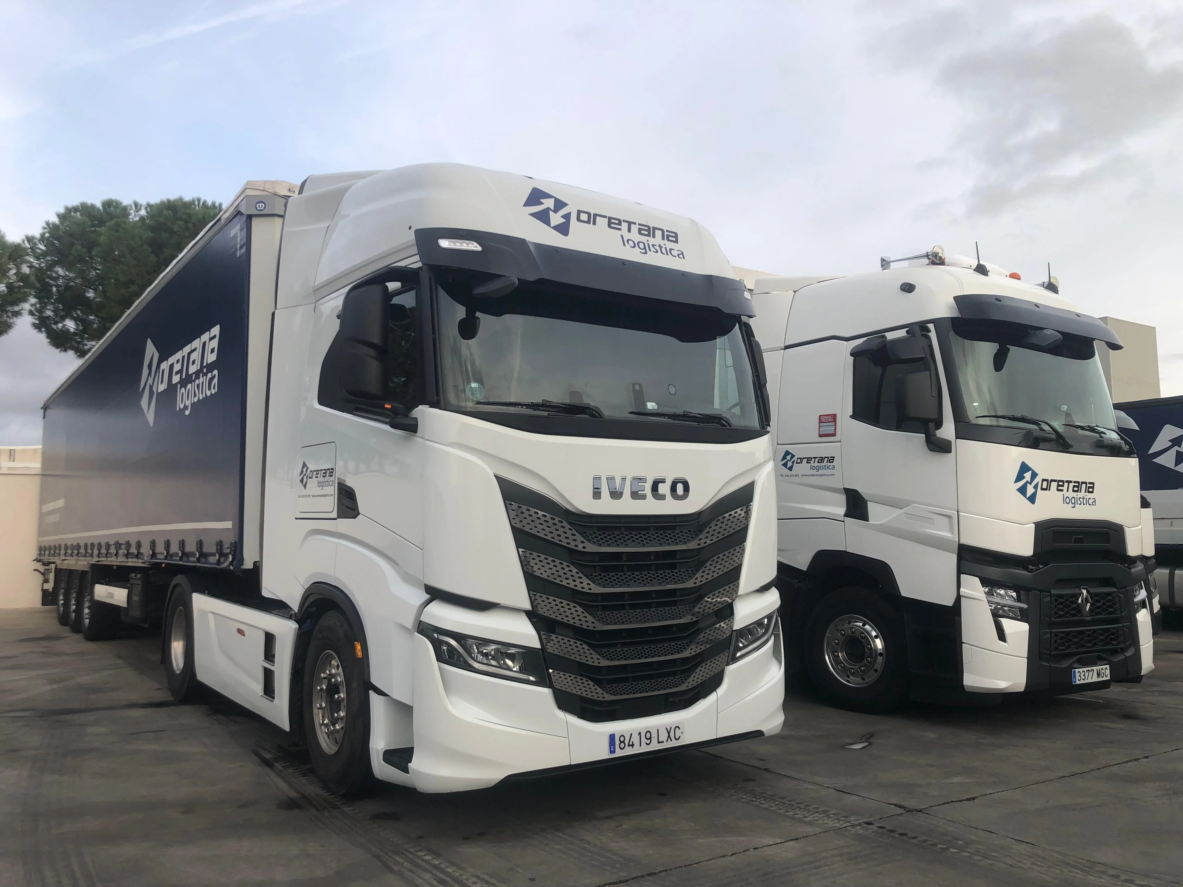 Flota de camiones Oretana Logística